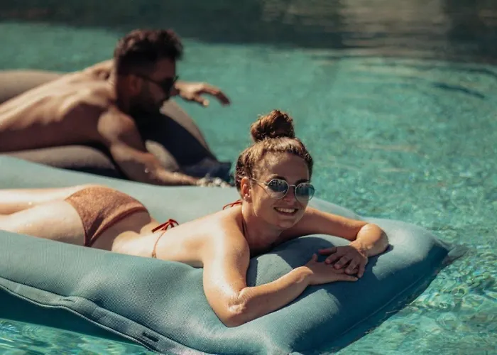 Hacienda Trocadero Apartment